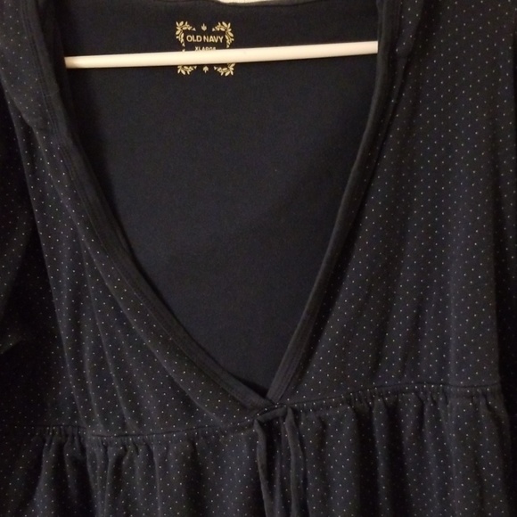 Old navy long sleeved hooded shirt xl - Picture 5 of 5